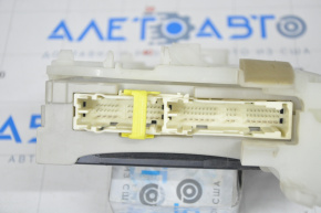 Body Control Module Toyota Prius 30 10-10 with fuse box under the dashboard