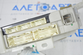 Body Control Module Toyota Prius 30 10-10 with fuse box under the dashboard