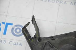 Rear bumper mount outer left Ford C-max MK2 13-18, breakage of mount