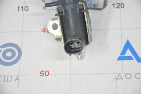 Lexus RX350 RX450h 10-15 Vacuum Solenoid Valve