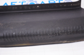 Chrysler 200 15-17 trunk opening trim is worn, fastener is broken