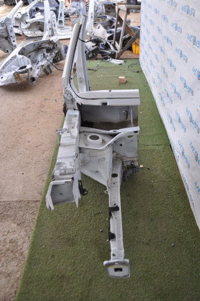 Jeep Cherokee KL 14-23 front right quarter white with central pillar