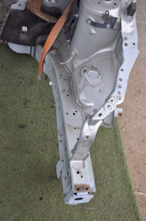 Front quarter left Mazda CX-7 06-12 silver