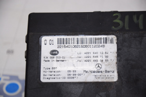 RELAY FUSE BOX Mercedes W221 cover latches broken