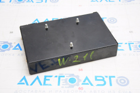 SATELLITE RADIO RECIEVER Mercedes W211 connector defect