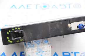 SATELLITE RADIO RECIEVER Mercedes W211 connector defect