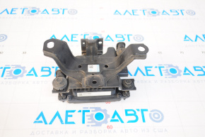 Radar cruise Toyota Prius V 12-14
