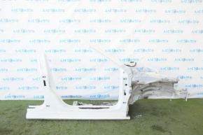 Front right quarter VW Passat b8 16-19 USA white with central pillar