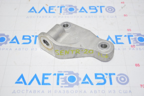 Engine mount bracket lower left Nissan Sentra 20-23
