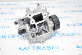 Water pump Nissan Sentra 20-24 with housing