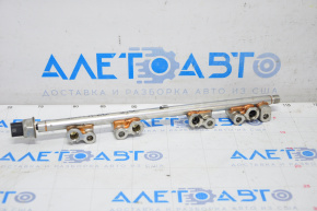 Fuel rail Nissan Sentra 20-25 with sensor
