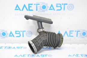 Nissan Sentra 20-24 Air Duct