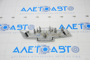 Emblem of the front bumper Chevrolet Cruze 15-16 rest