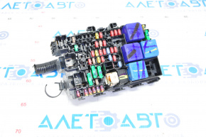 Fuse box under the dashboard Nissan Sentra 20-24