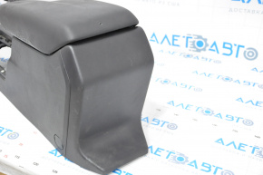 Console central armrest and cup holders Subaru Impreza 17-23 GK leather defect