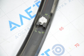 Rear right wing arch trim VW Tiguan 09-18 broken fastener, pokes