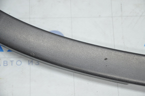 Rear right wing arch trim VW Tiguan 09-18 broken fastener, pokes