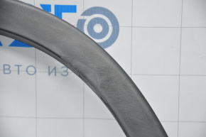 Front left wing arch trim VW Tiguan 09-18 broken fastener, rubbed