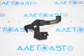 Hood release handle under the hood Kia Soul 14-19