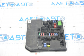 Fuse box underhood left Nissan Leaf 13-16