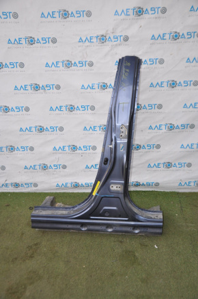 Body pillar central left Toyota Highlander 14-19 corrosion, sawed off