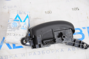 Steering wheel control buttons Kia Soul 14-19 lower left