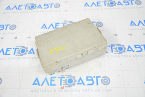 Nissan Murano z50 04-07 underhood fuse box