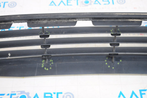 Lower grille of front bumper Toyota Camry v50 12-14 usa LE, fractures bottom and top