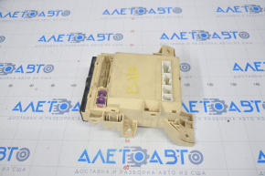 Fuse box under the dashboard Lexus ES350 07-09