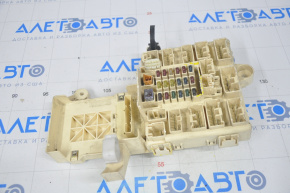 Lexus IS200 IS300 99-05 cabin fuse box broken mount, fractures