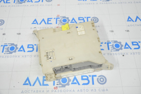 DRIVER SIDE FUSE RELAY JUNCTION BOX Lexus IS250 IS300 IS350