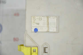 DRIVER SIDE FUSE RELAY JUNCTION BOX Lexus IS250 IS300 IS350