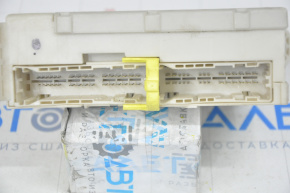 DRIVER SIDE FUSE RELAY JUNCTION BOX Lexus IS250 IS300 IS350