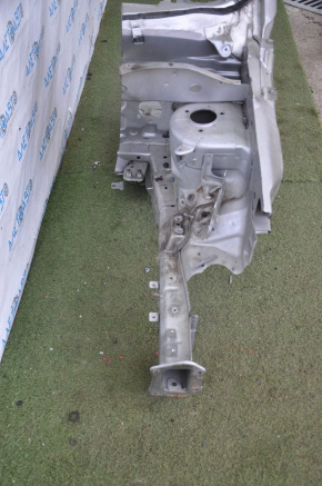 Quarter front left Jeep Patriot 11-17 white, butt