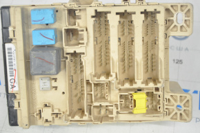 Fuse box under the dashboard Toyota Prius 30 10-11 breaks