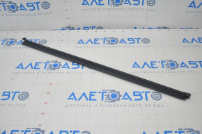 Inner glass seal for the rear right door of a VW Tiguan 18-24