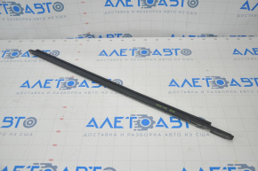 Inner glass seal for the front right door of a VW Tiguan 18-24