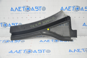 Windscreen wiper grille plastic right VW Tiguan 18-24 broken