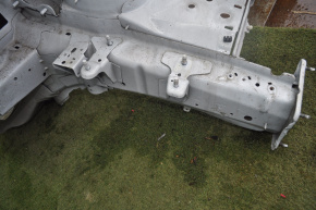 Front quarter left Ford Focus mk3 11-18 white YZ