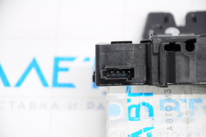 Chevrolet Camaro 16-23 coupe trunk lid lock