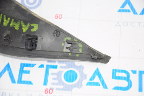 Right wiper grille seal Chevrolet Camaro 16-23 broken fastener