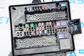 Fuse box under the dashboard Chevrolet Camaro 16- 6.2