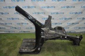 Front right quarter Lexus CT200h 11-17 black 212