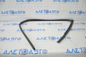 Front right glass seal Mazda CX-5 17-24