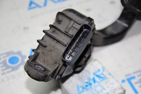 Toyota Prius 2009 gas pedal