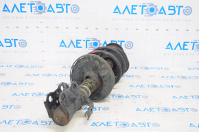 Shock absorber strut assembly front left Toyota Prius 30 10-15 rusty, torn boot