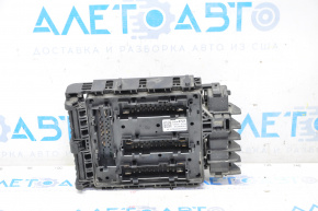 Chevrolet Camaro 16-6.2 underhood fuse box break