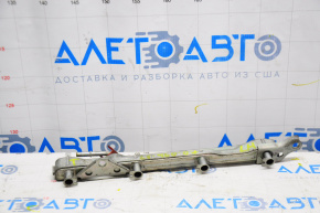 Fuel rail left Lexus LS460 LS600h 07-17 low pressure