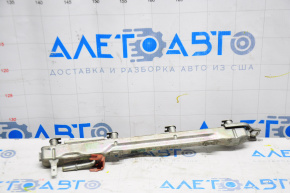 Fuel rail left Lexus LS460 LS600h 07-17 low pressure