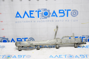 Fuel rail right Lexus LS460 LS600h 07-17 low pressure